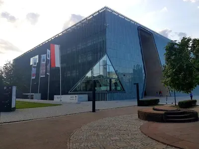Budynek, w którym mieści się apartament