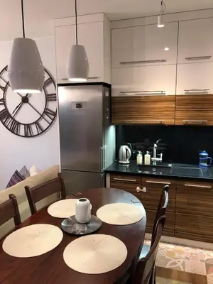Kuchnia lub aneks kuchenny w obiekcie Błękitny Apartament - Wilanów