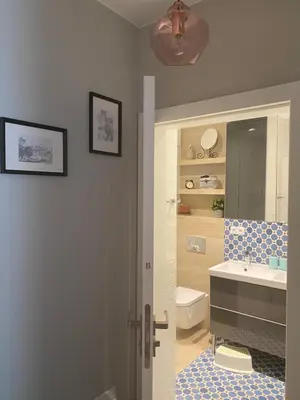 Łazienka w obiekcie Błękitny Apartament - Wilanów