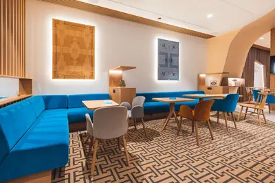 Część wypoczynkowa w obiekcie Hampton By Hilton Warsaw Reduta