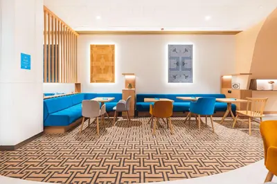 Część wypoczynkowa w obiekcie Hampton By Hilton Warsaw Reduta