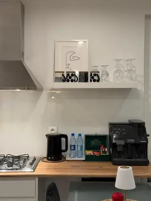 Kuchnia lub aneks kuchenny w obiekcie Apartament Centrum Warszawy Al Jerozolimskie