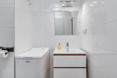 Łazienka w obiekcie Andersena 190 A - 12 piętro - 10 min CMKP - 5 min Metro - 15 min Centrum