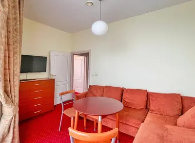 Część wypoczynkowa w obiekcie Fry House Hostel - 15min to Dworzec Zachodni, 5min to Klub Progresja