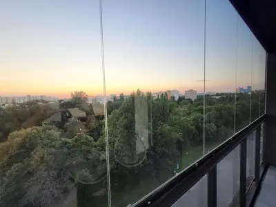 Balkon lub taras w obiekcie Vizzit Us Premium Apartments Marina Mokotów