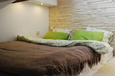 Łóżko lub łóżka w pokoju w obiekcie Bed & Breakfast Sielce Warszawa Chełmska