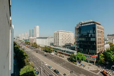 Widok na miasto Warszawa z tego apartamentu