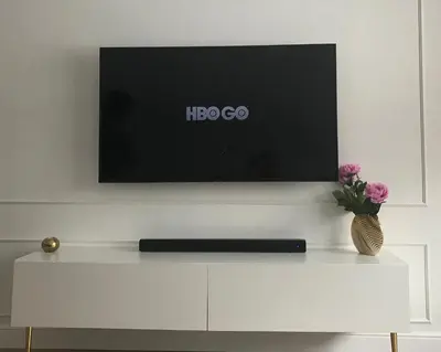 Telewizja i/lub zestaw kina domowego w obiekcie Mlociny Apartment