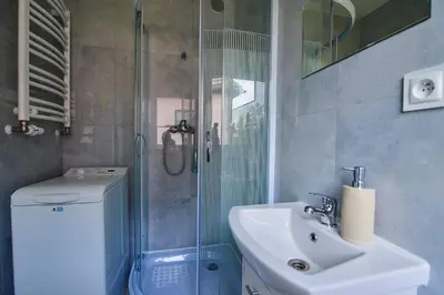 Łazienka w obiekcie Regem Apartments Płońska
