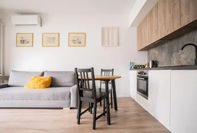 Kuchnia lub aneks kuchenny w obiekcie VipWarsawApartments Cytryn Mennica Residence