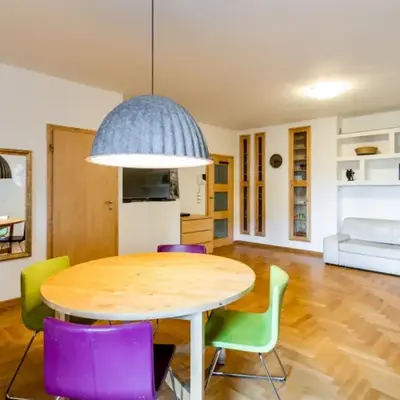 Silent Apartment Center
