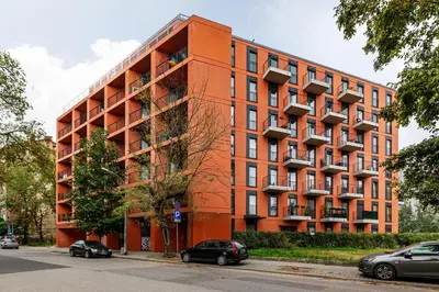 Budynek, w którym mieści się apartament
