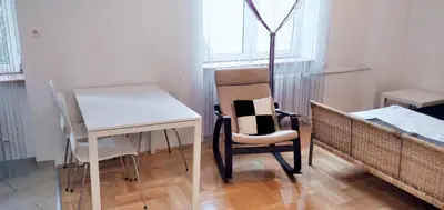 Łóżko lub łóżka w pokoju w obiekcie apartament Hallera Square Warsaw 27m2
