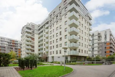 Budynek, w którym mieści się apartament