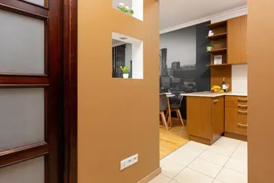 Kuchnia lub aneks kuchenny w obiekcie Apartments Warsaw Giełdowa 4 by Noclegi Renters