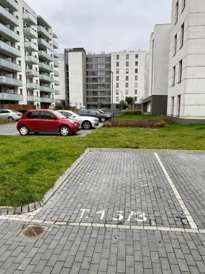 Budynek, w którym mieści się apartament