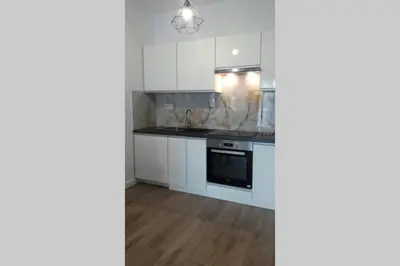 Kuchnia lub aneks kuchenny w obiekcie Lux Apartment close to Medicover and Paley