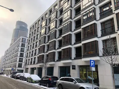 Budynek, w którym mieści się apartament
