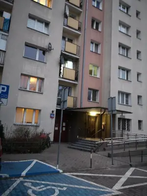 Budynek, w którym mieści się apartament