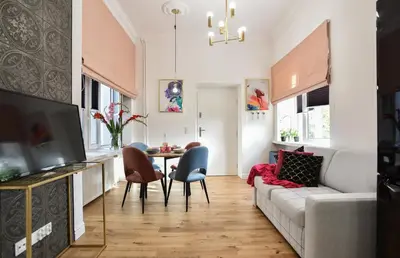 Telewizja i/lub zestaw kina domowego w obiekcie ShortStayPoland Górskiego (B33)