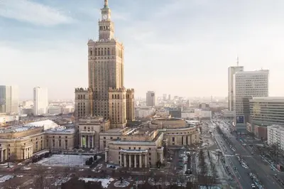 Widok na miasto Warszawa z tego apartamentu