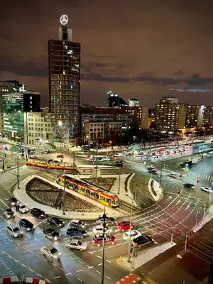 Widok na miasto Warszawa z tego apartamentu