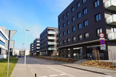 Budynek, w którym mieści się apartament