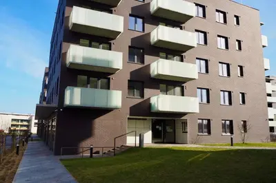 Budynek, w którym mieści się apartament