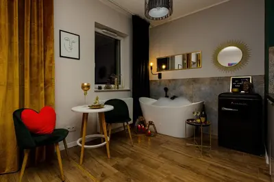 Plan piętra w obiekcie Love Suite Warsaw Wola by Noclegi Renters