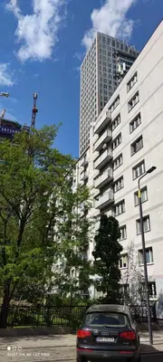 Budynek, w którym mieści się apartament