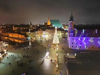 Widok na miasto Warszawa z tego apartamentu
