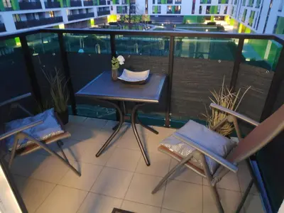 Część wypoczynkowa w obiekcie FIRST -- Green Żoliborz Apartment 5