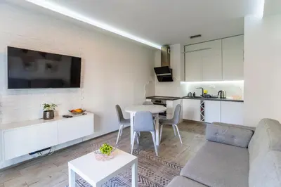 Kuchnia lub aneks kuchenny w obiekcie FIRST -- Green Żoliborz Apartment 5