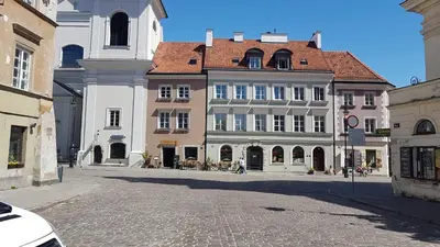Budynek, w którym mieści się apartament