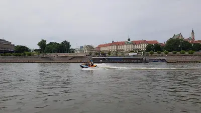 Widok na rzekę nieopodal tego apartamentu