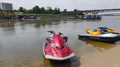 Widok na rzekę nieopodal tego apartamentu