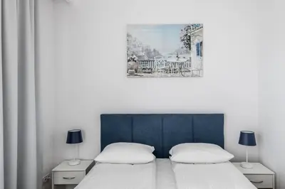 Łóżko lub łóżka w pokoju w obiekcie ShortStayPoland Szwedzka (B47)