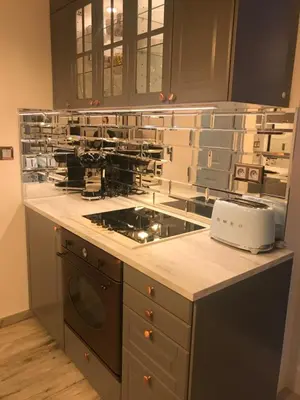 Kuchnia lub aneks kuchenny w obiekcie Luxury Wola Apartament