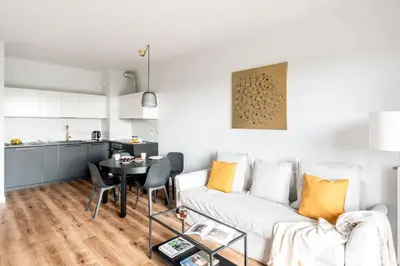 Kuchnia lub aneks kuchenny w obiekcie Waw - Apartamenty Wilanów III Zdrowa