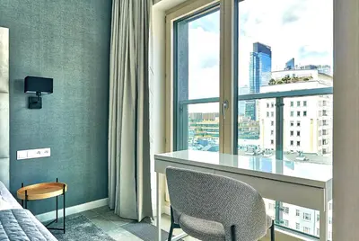 Część wypoczynkowa w obiekcie MENNICA RESIDENCE SUITE APARTMENTS