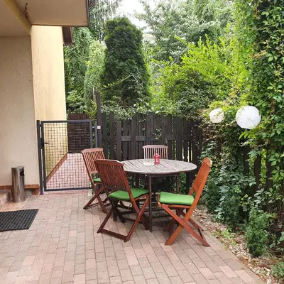 Ogród w obiekcie Green Albatros 48m with bathroom