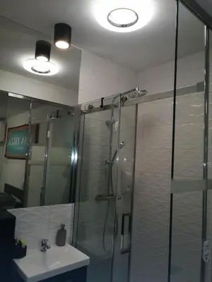 Łazienka w obiekcie Apartamenty GALERIA PÓŁNOCNA