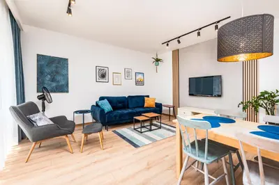 Telewizja i/lub zestaw kina domowego w obiekcie Hubnera 1 by Homeprime