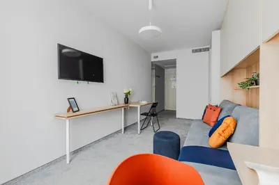 Telewizja i/lub zestaw kina domowego w obiekcie SuperApart Wilanów MiniStudio, Medicover, Świątynia Opatrzności