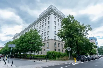 Budynek, w którym mieści się apartament