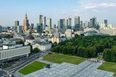 Widok na miasto Warszawa z tego apartamentu
