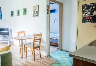 Część wypoczynkowa w obiekcie Apartament z parkingiem