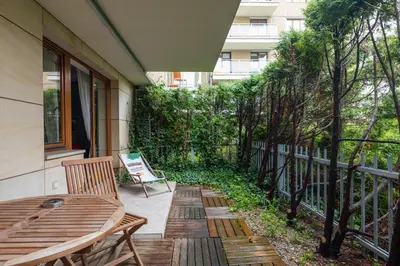 Balkon lub taras w obiekcie Metro Pole Mokotowskie Cosy Apartment by BookingHost