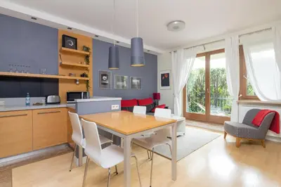 Kuchnia lub aneks kuchenny w obiekcie Metro Pole Mokotowskie Cosy Apartment by BookingHost