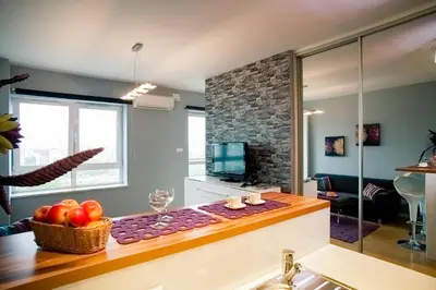 Telewizja i/lub zestaw kina domowego w obiekcie Platinum Towers Luxury Apartments